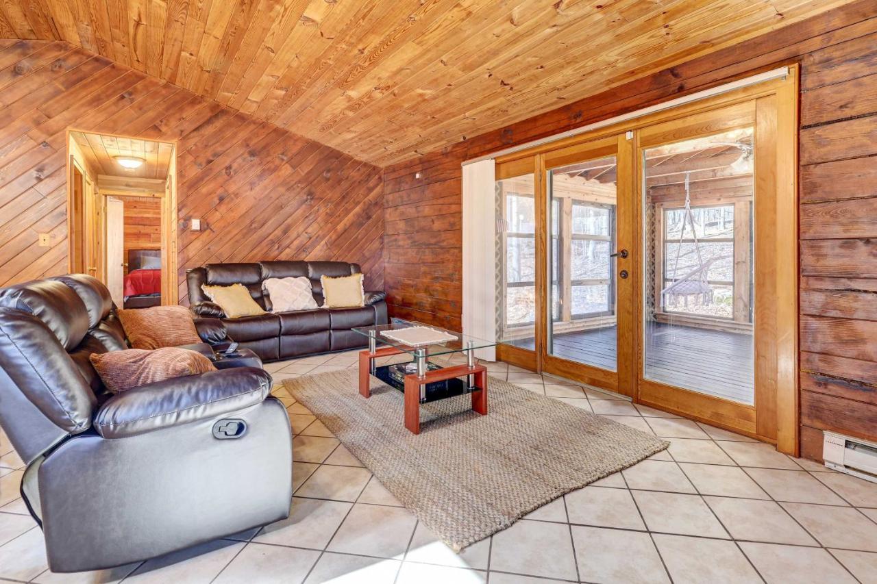 Ferienhaus Pocono Vacation With Game Room! *