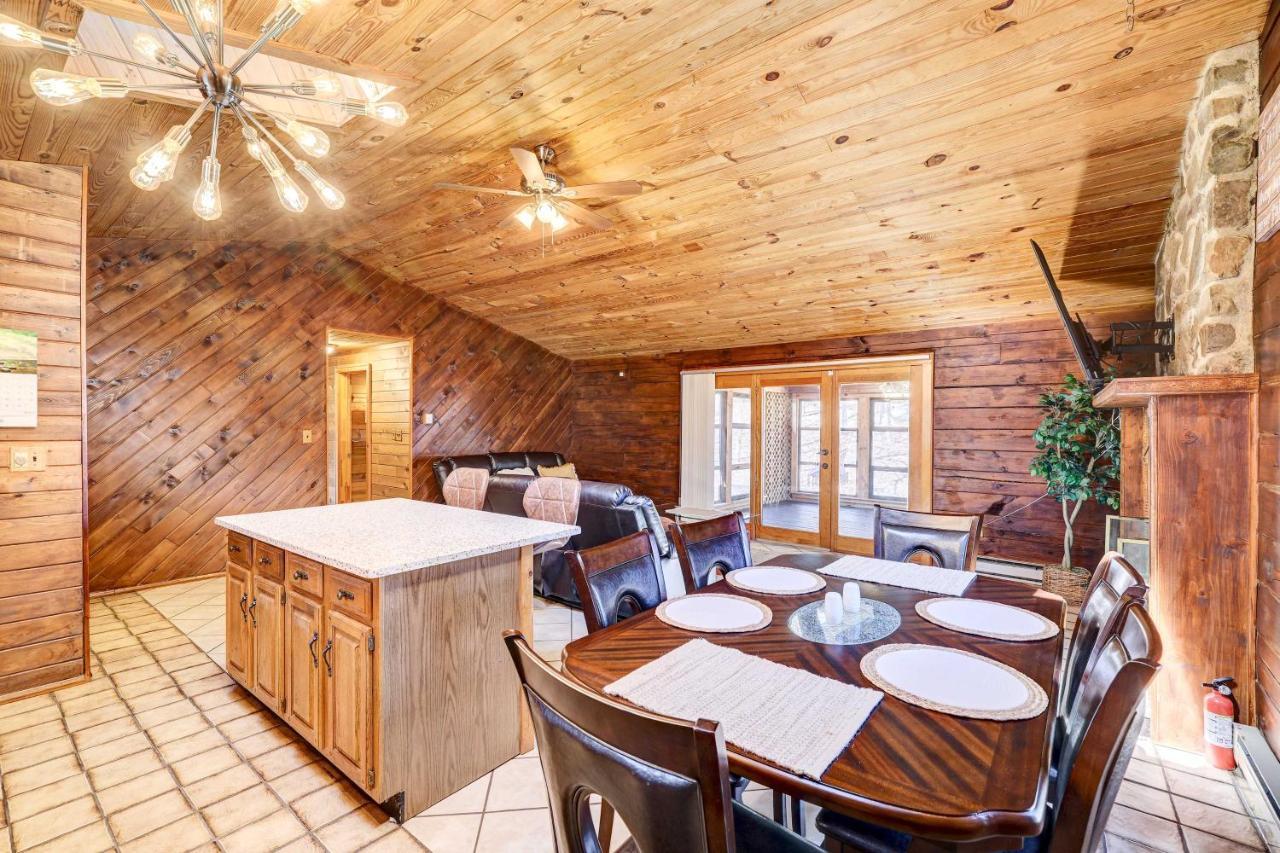 Pocono Vacation With Game Room! Tobyhanna