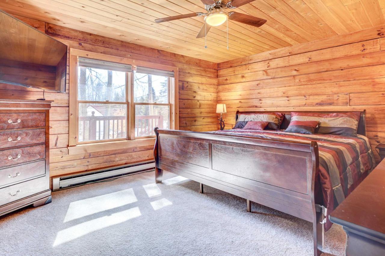 Pocono Vacation With Game Room! *