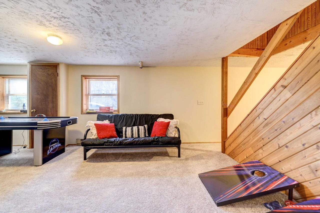 Pocono Vacation With Game Room! Tobyhanna