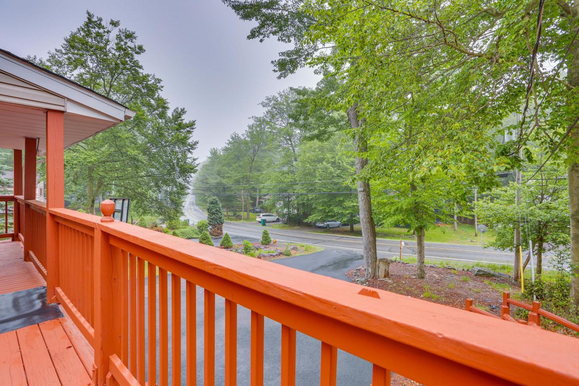 Pocono Vacation With Game Room! Tobyhanna